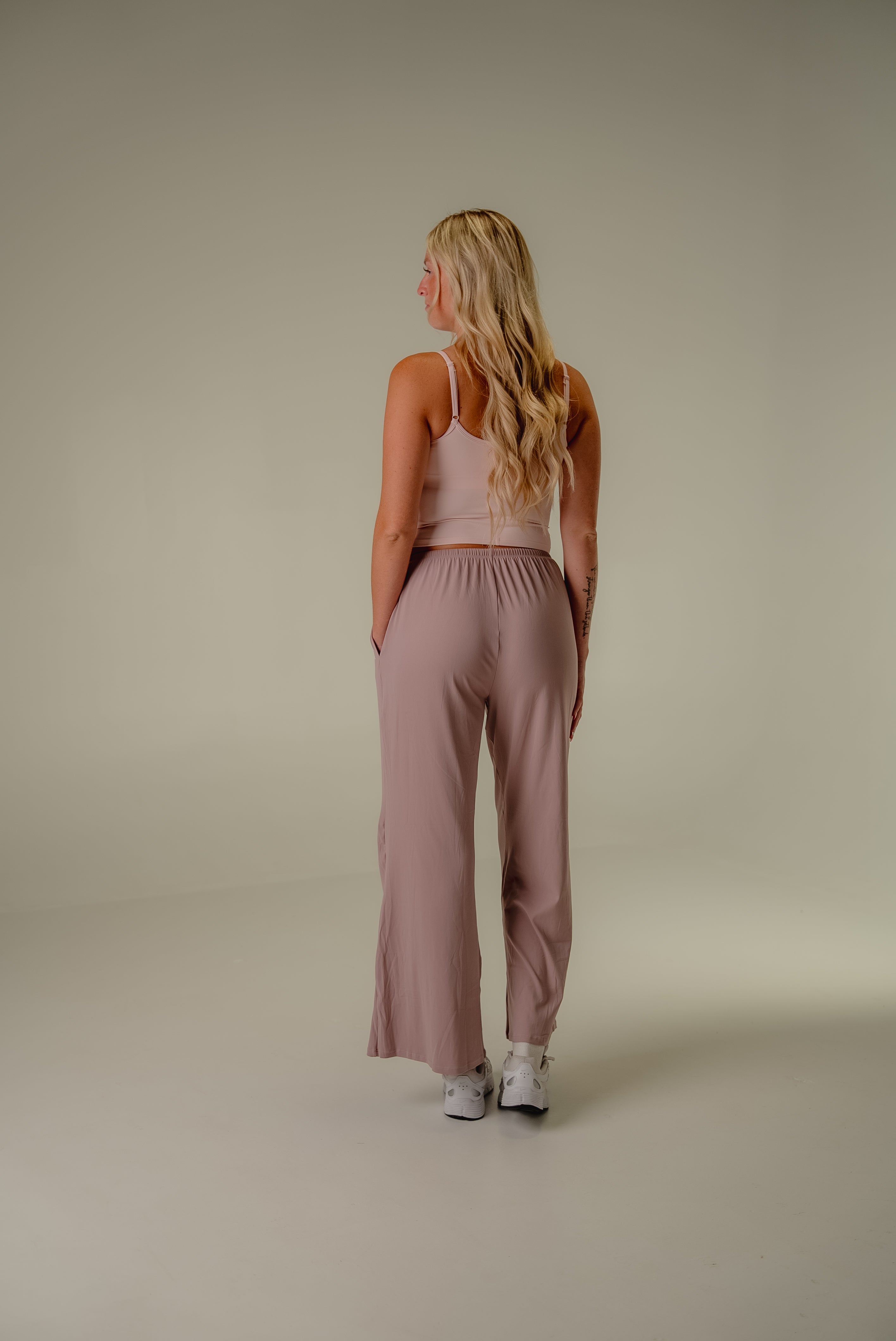 Form Transit Pants - Mauve