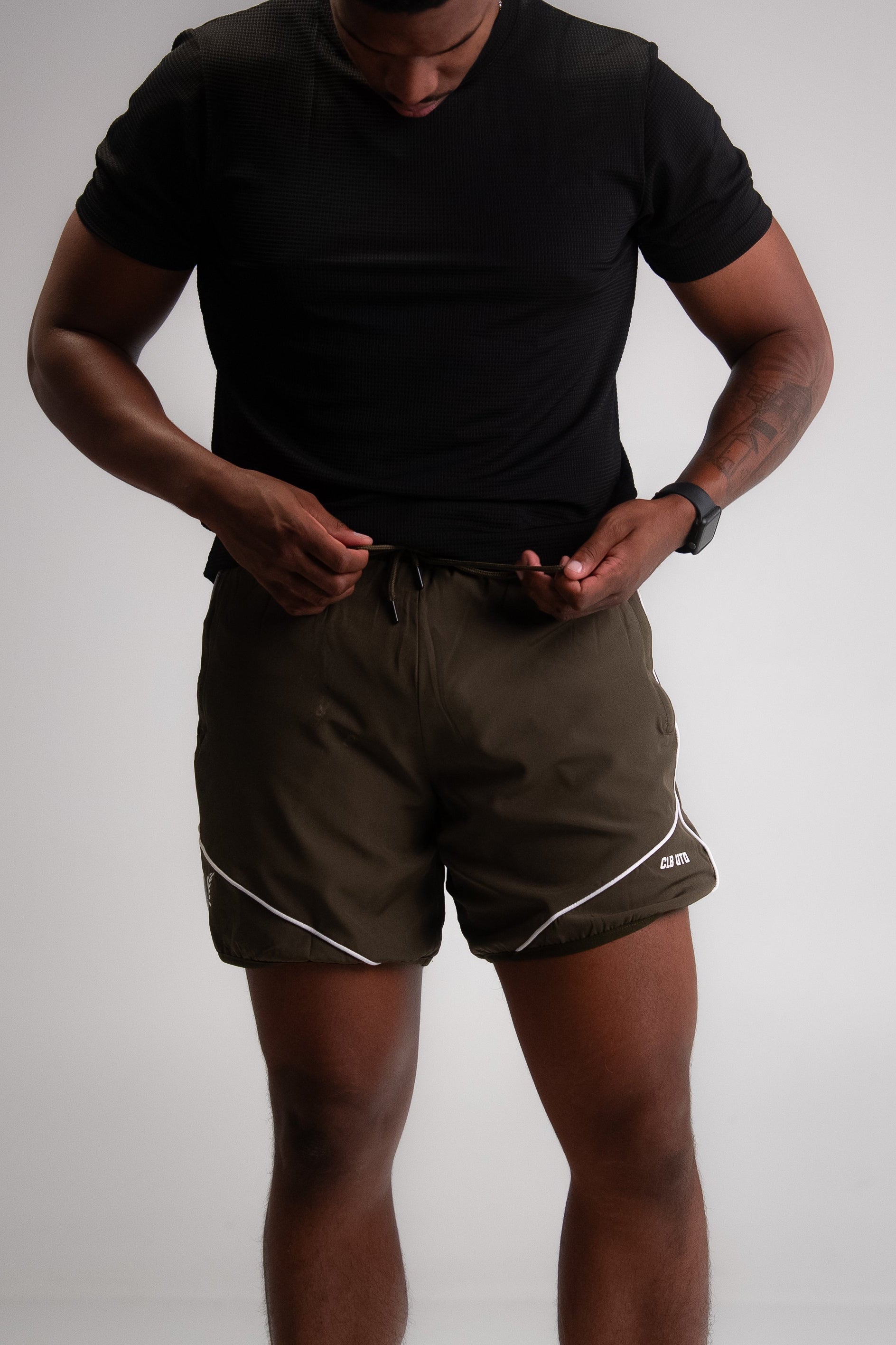 Terrace Shorts - Deep Olive