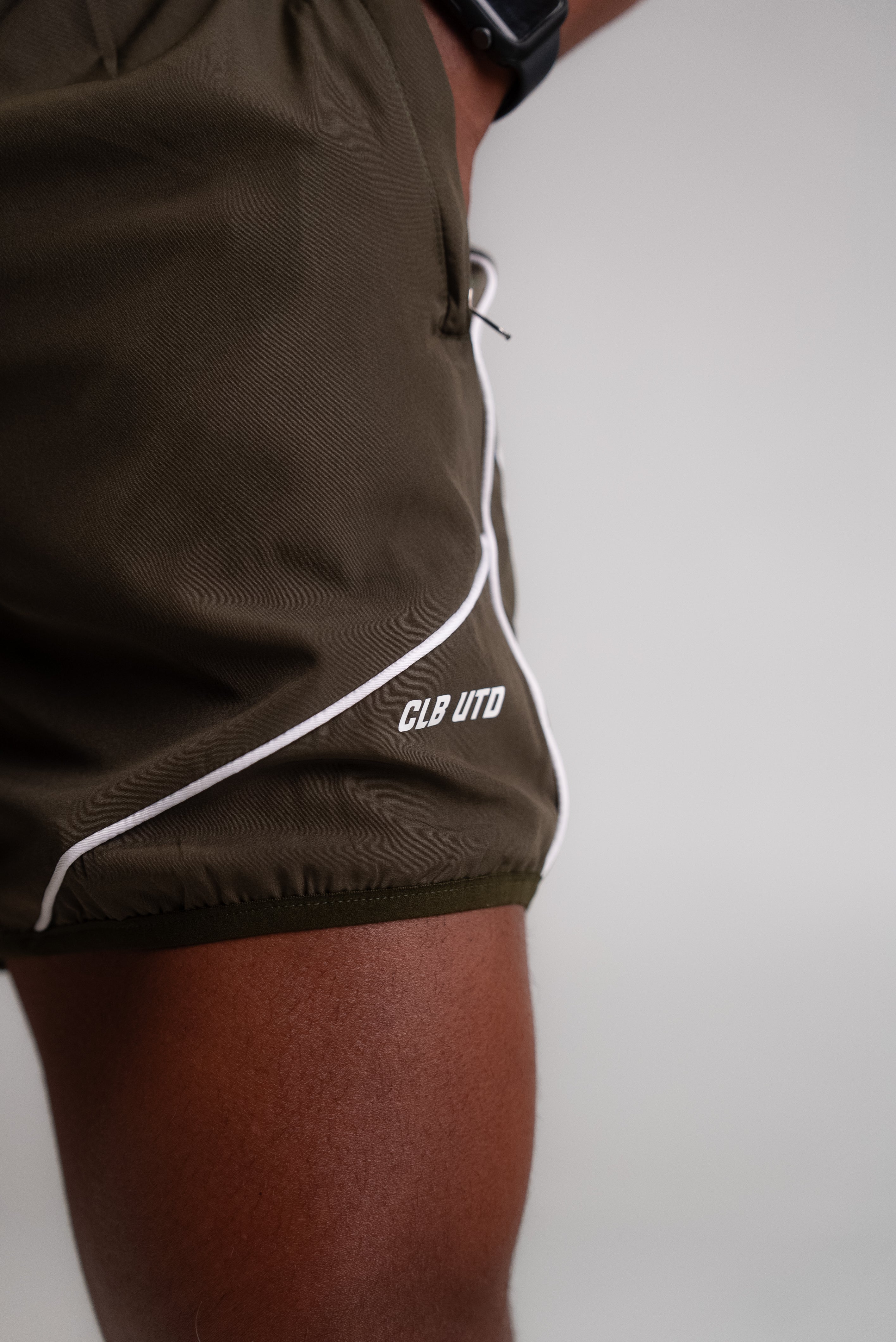 Terrace Shorts - Deep Olive