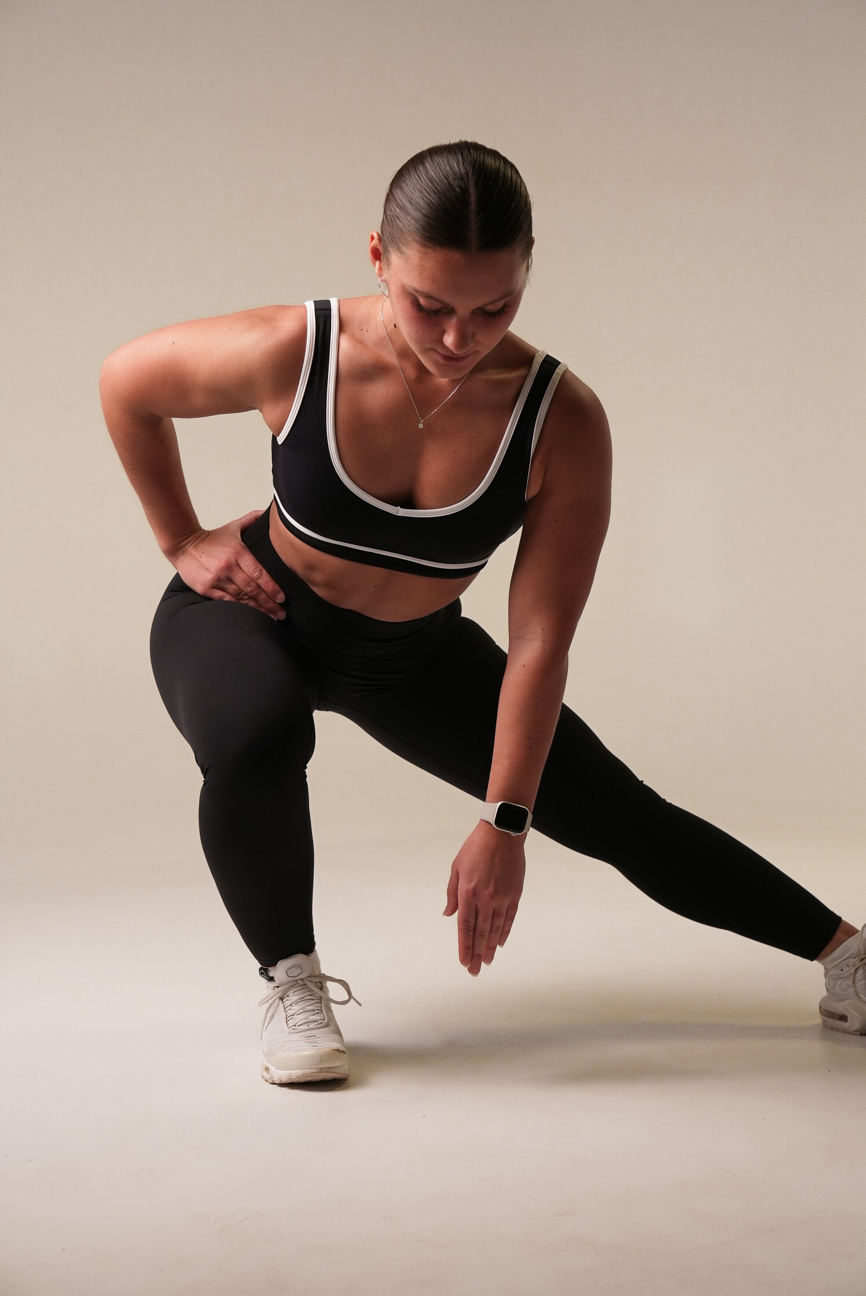 Form Studio Bra - Black