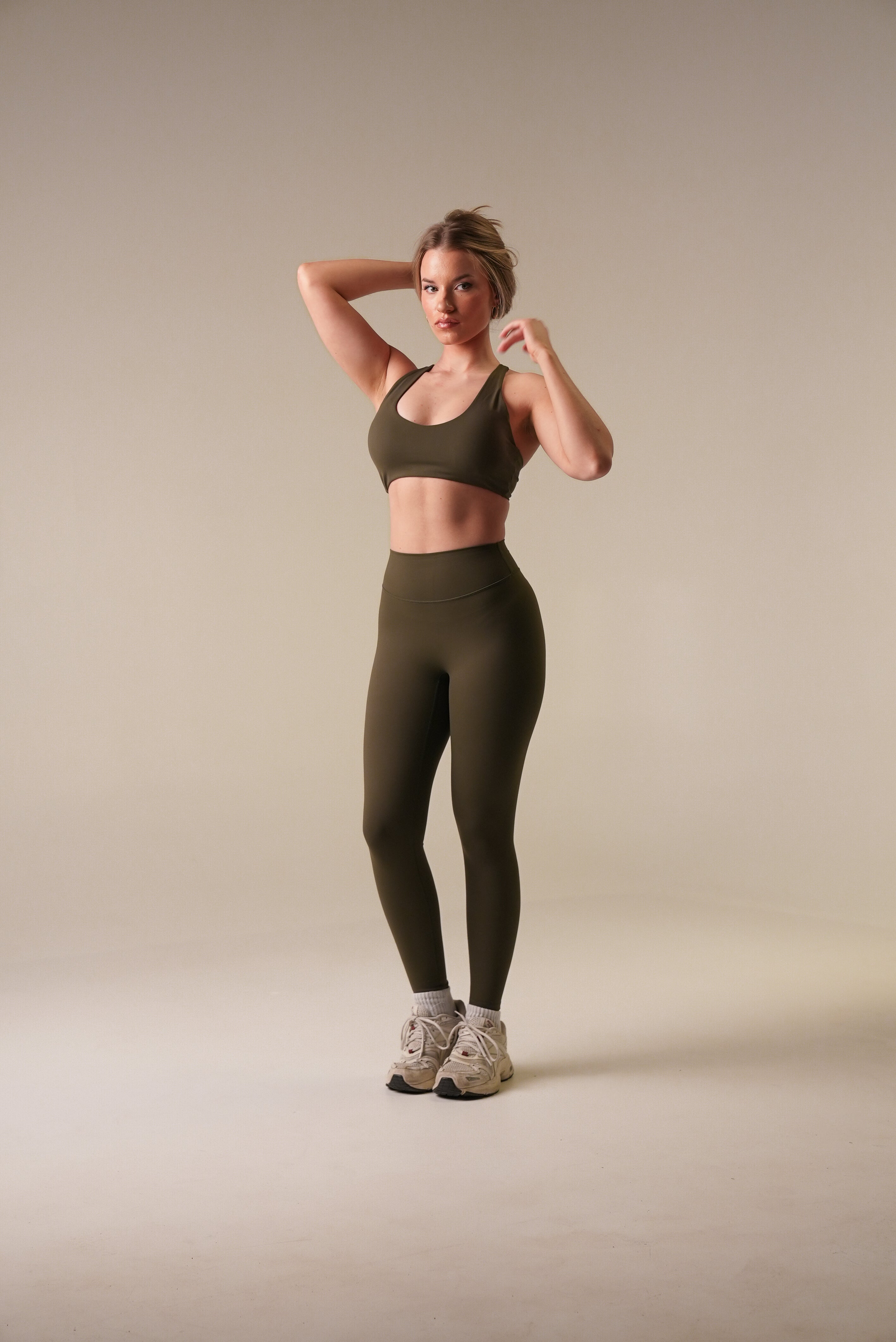 Form Leggings - Moss