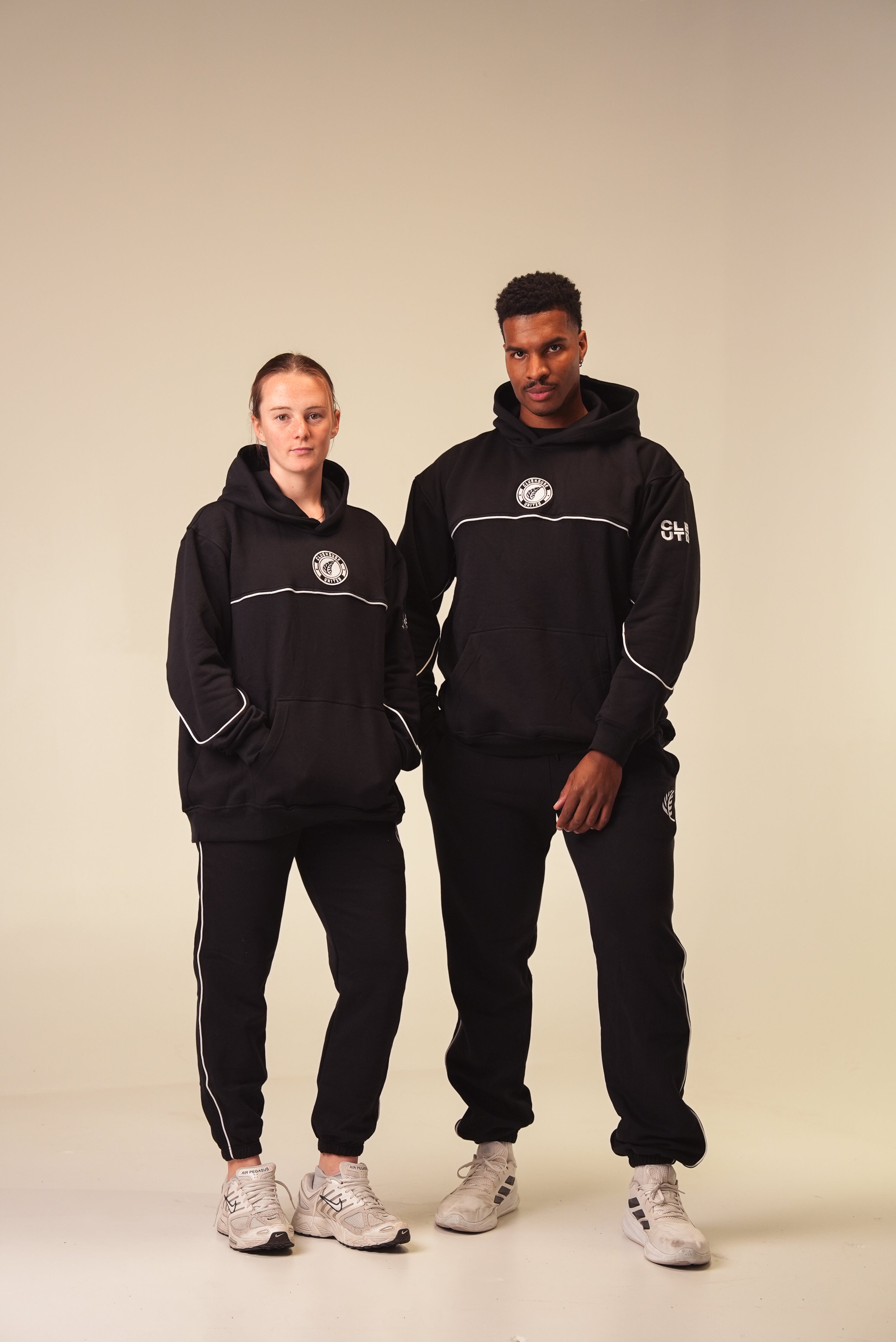 United Pullover Hoodie - Black