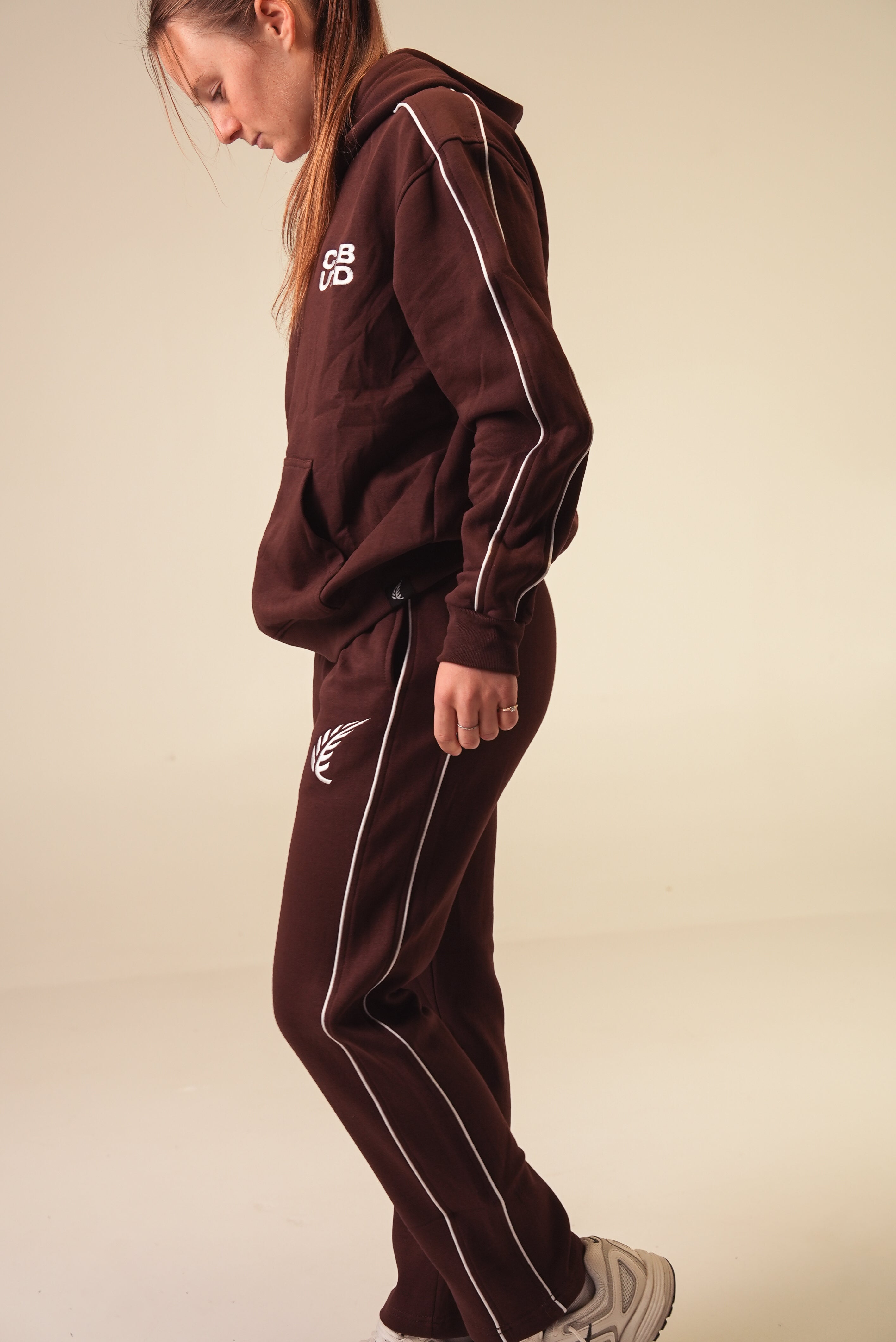 United Open-Bottom Sweatpants - Umber