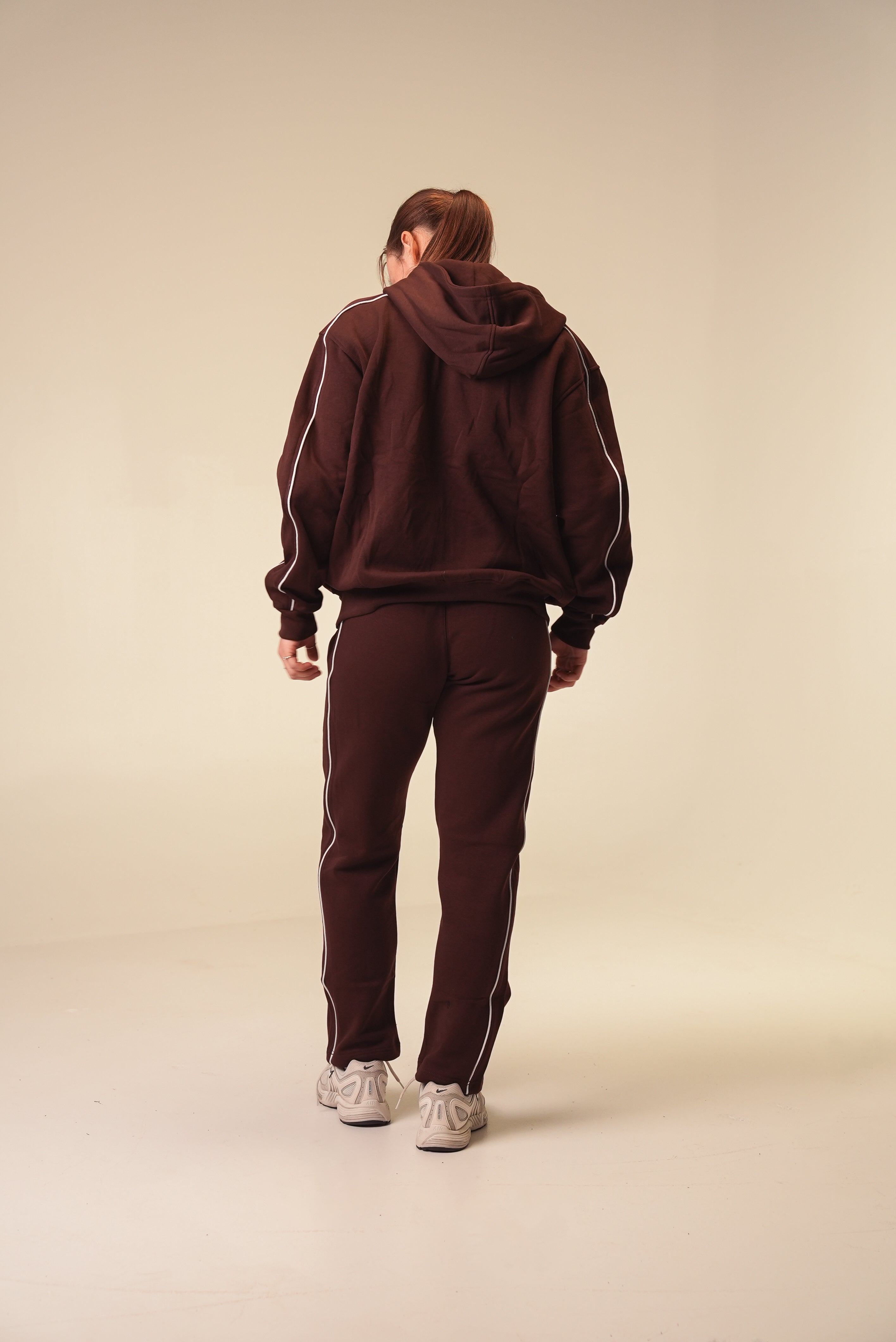 United Open-Bottom Sweatpants - Umber