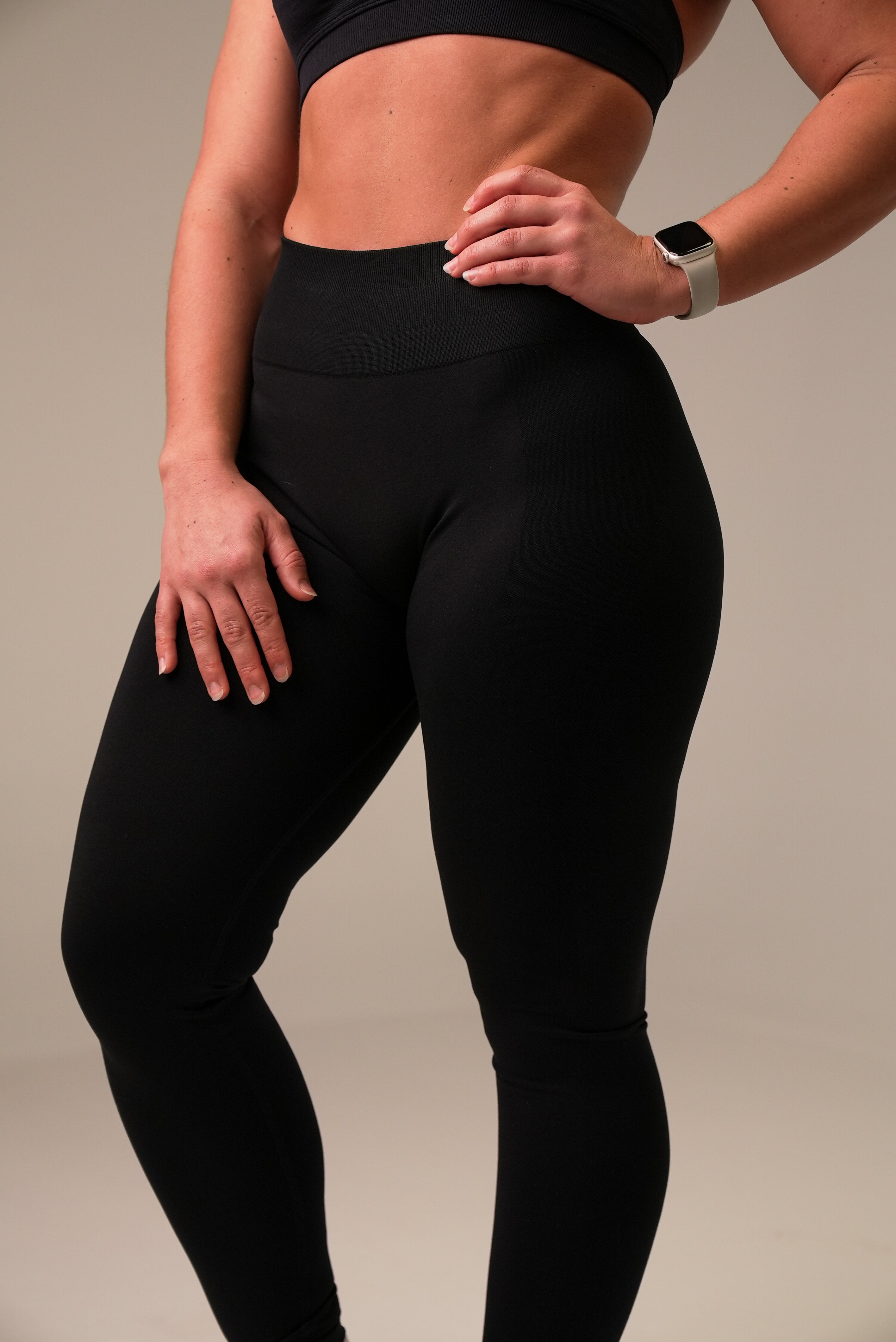 Staple Leggings - Black