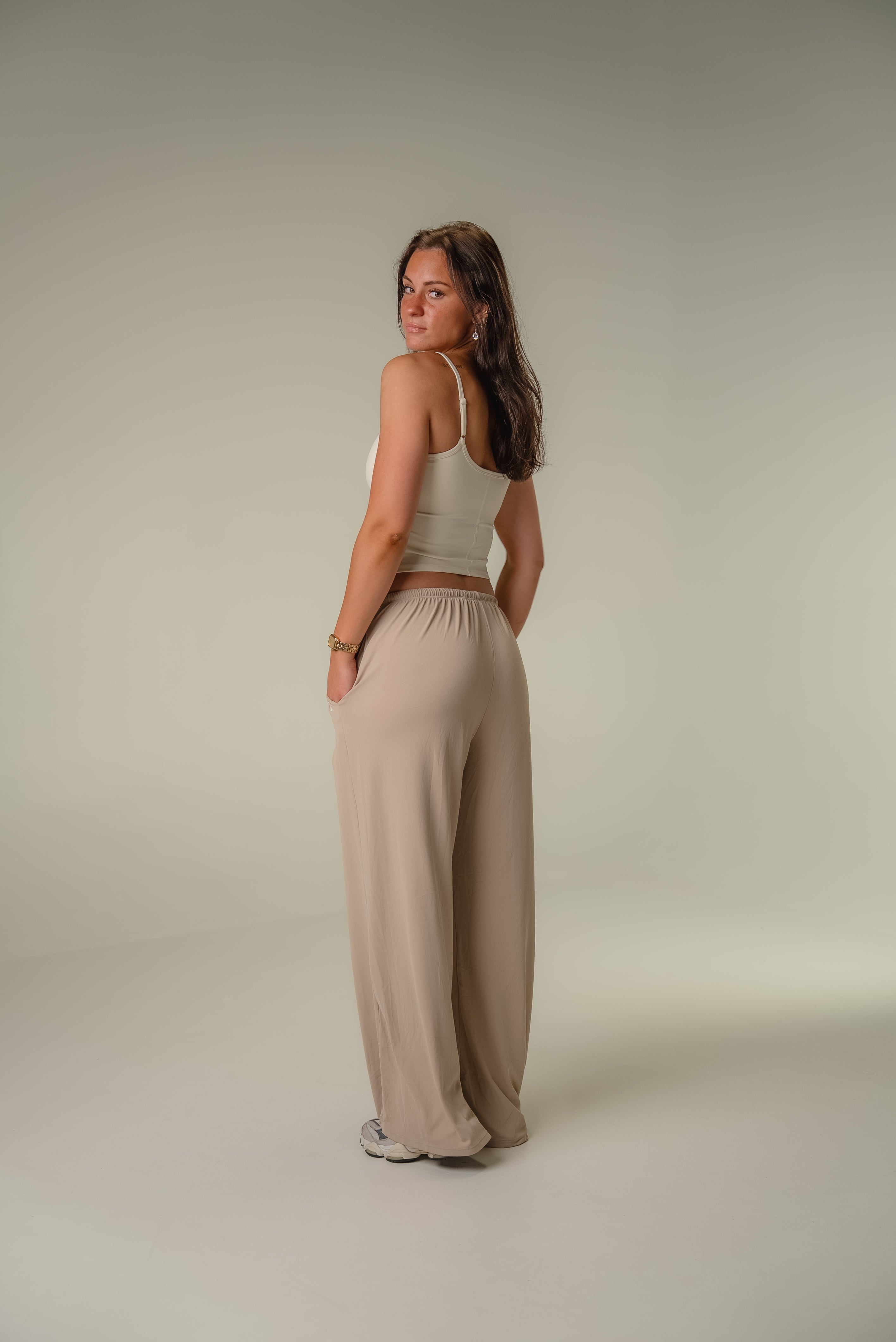 Form Transit Pants - Dune