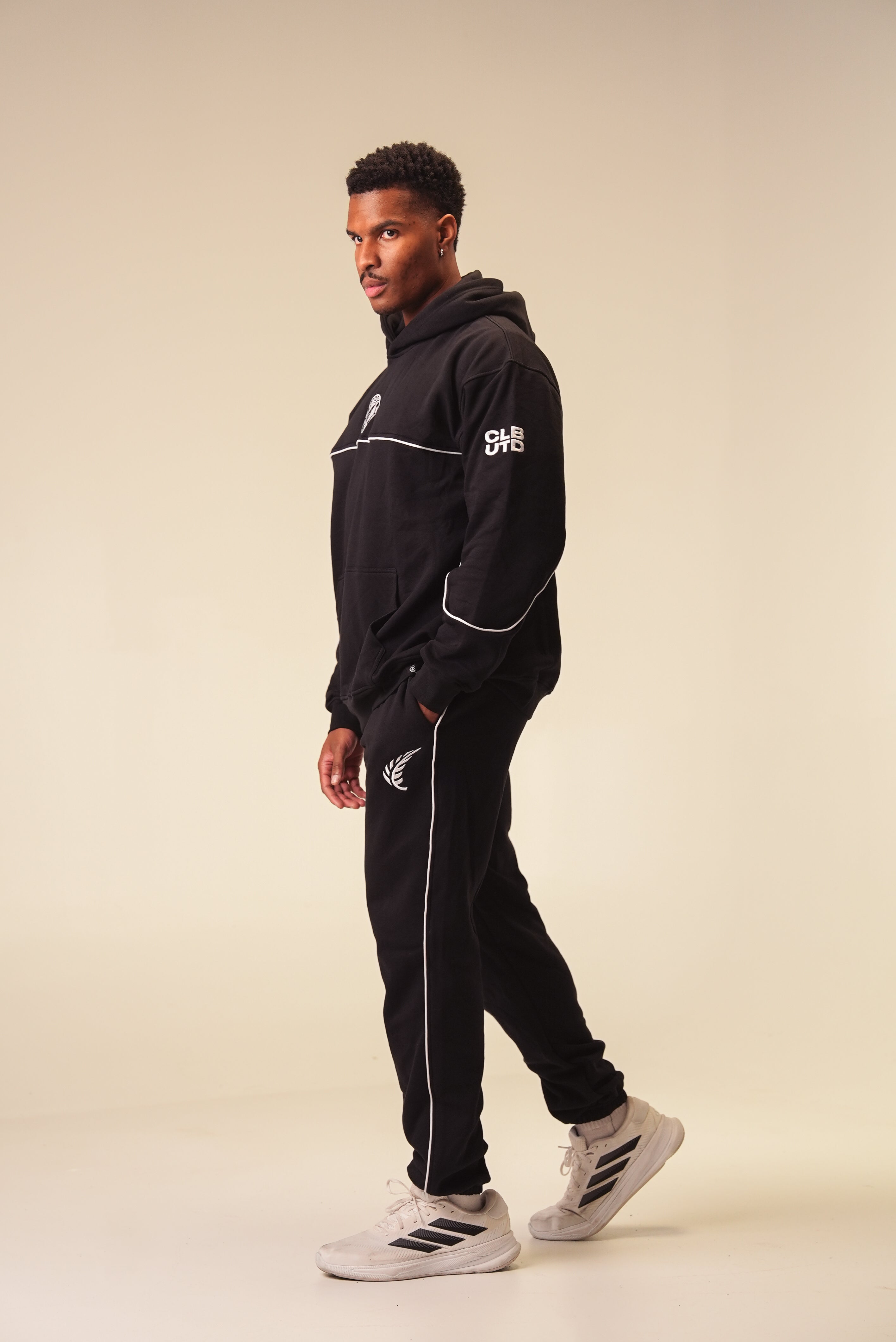 United Cinched Sweatpants - Black