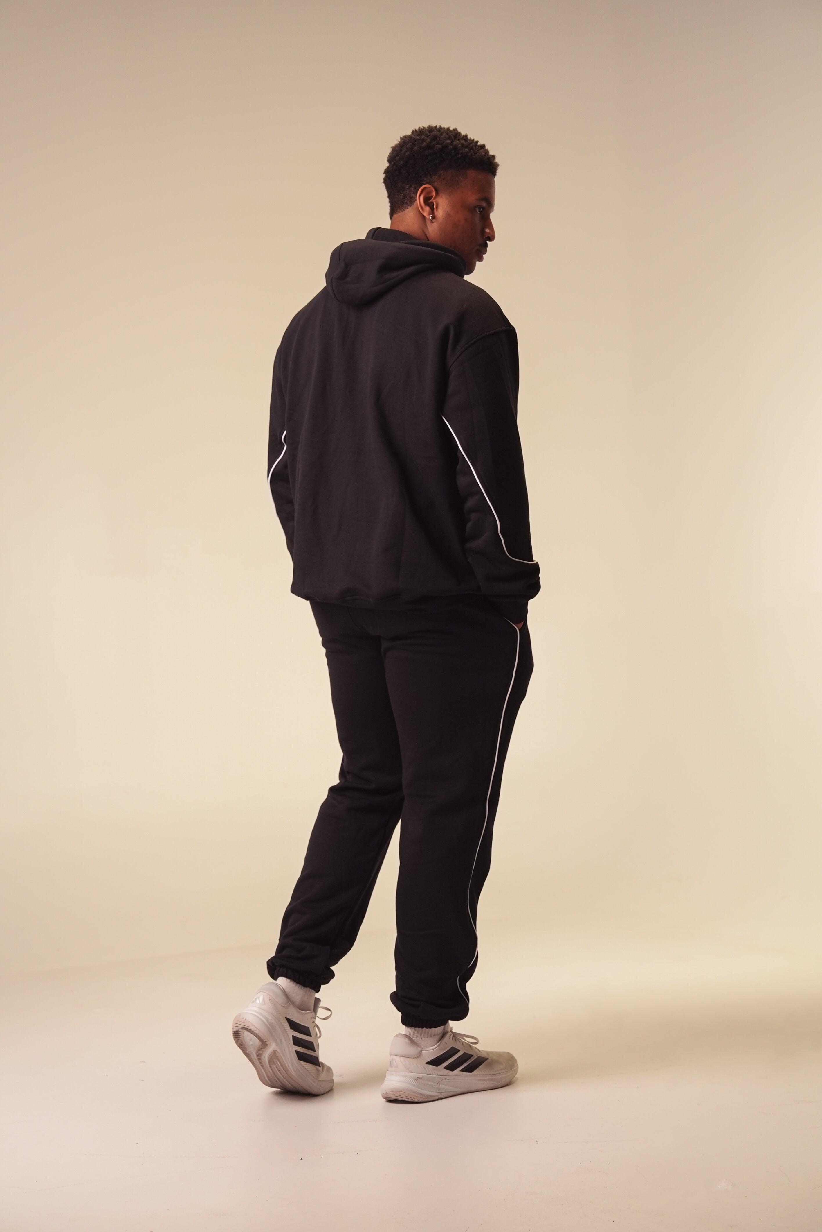 United Cinched Sweatpants - Black