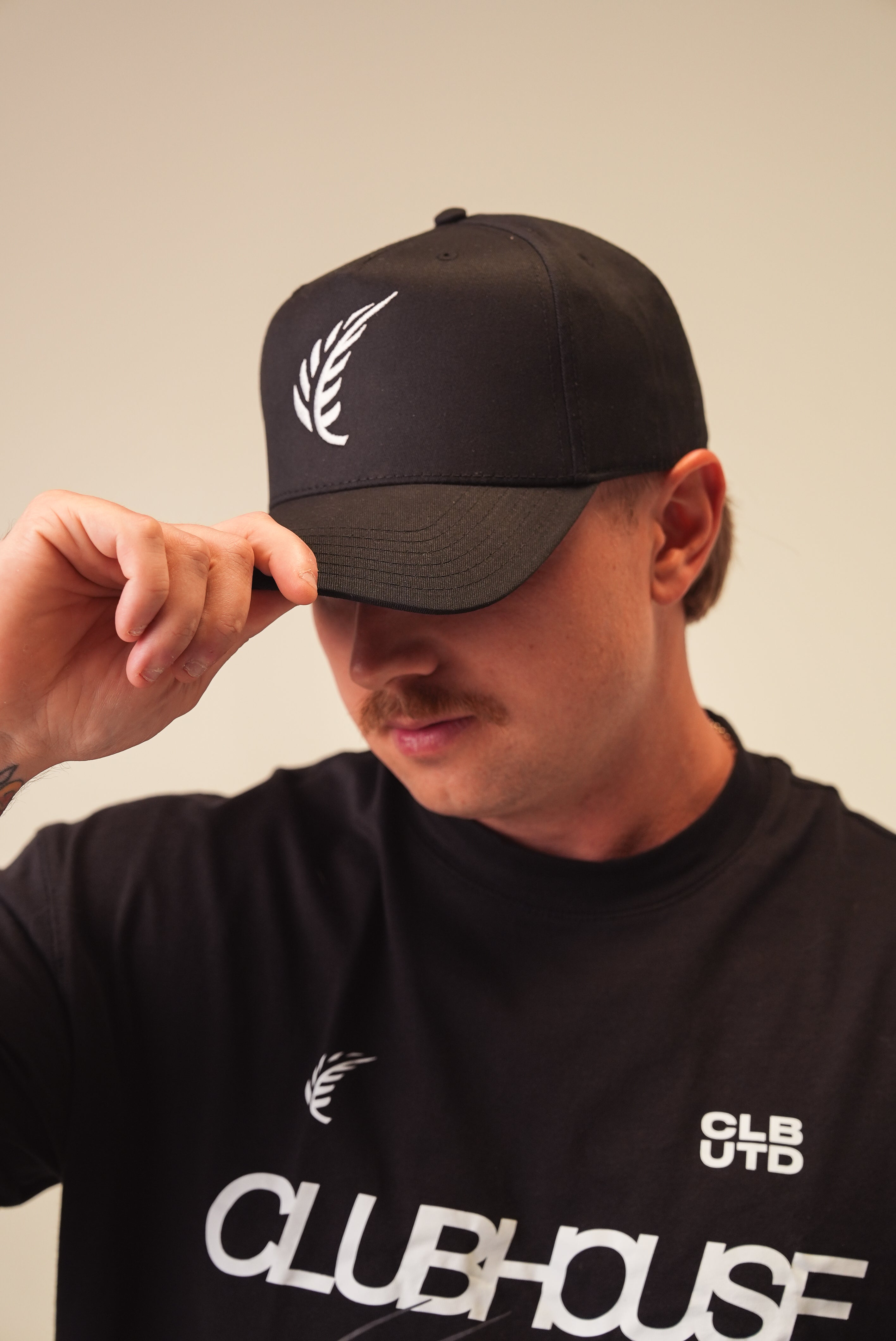 Crest Snapback - Black